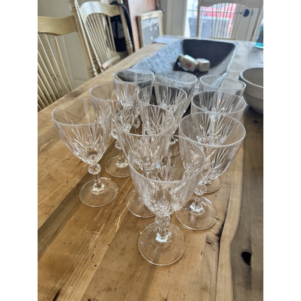 Crystal Vintage Set Of 10 Wine Glasses Starburst Glass Beautiful 8 Ounces